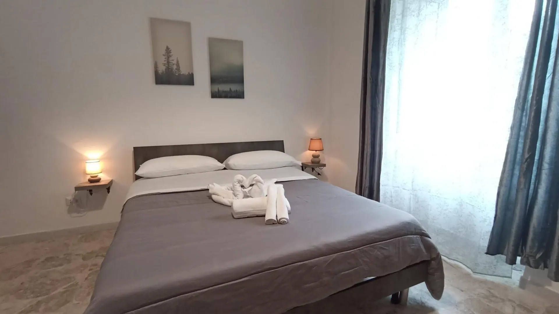 Bellofatto Napels 0*,  Italië